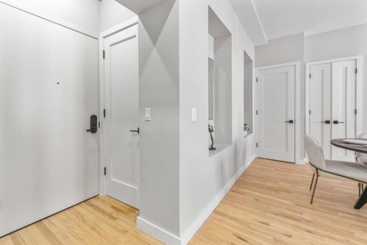 Top Notch 2Br Suite Minutes To Central Park Ню Йорк Екстериор снимка