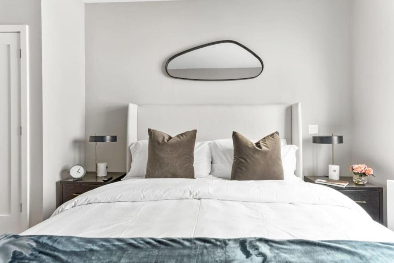 Top Notch 2Br Suite Minutes To Central Park Ню Йорк Екстериор снимка